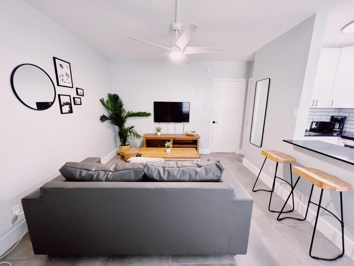 Holiday Park Apartments By Lowkl フォート・ローダーデール エクステリア 写真