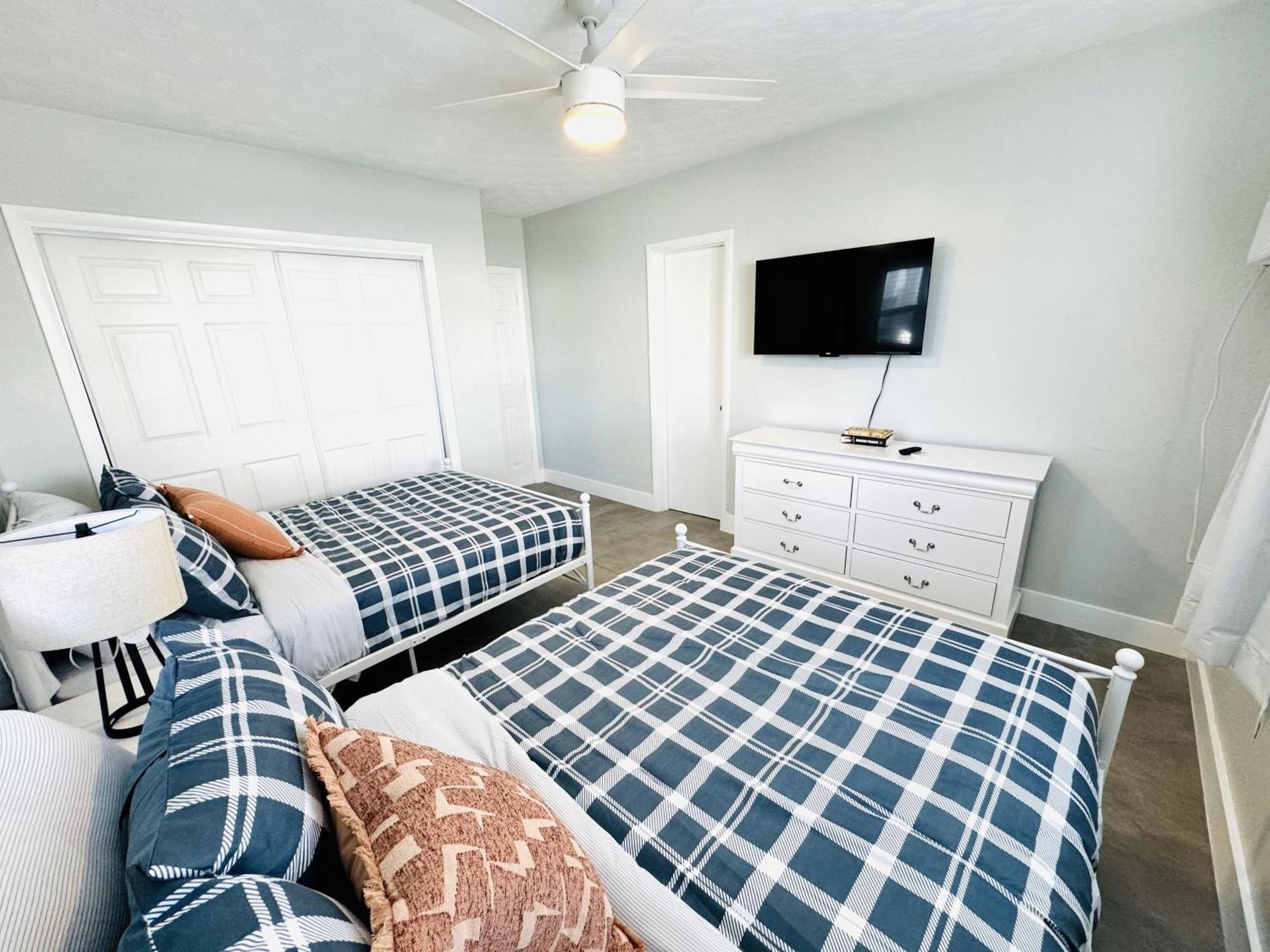 Holiday Park Apartments By Lowkl フォート・ローダーデール エクステリア 写真