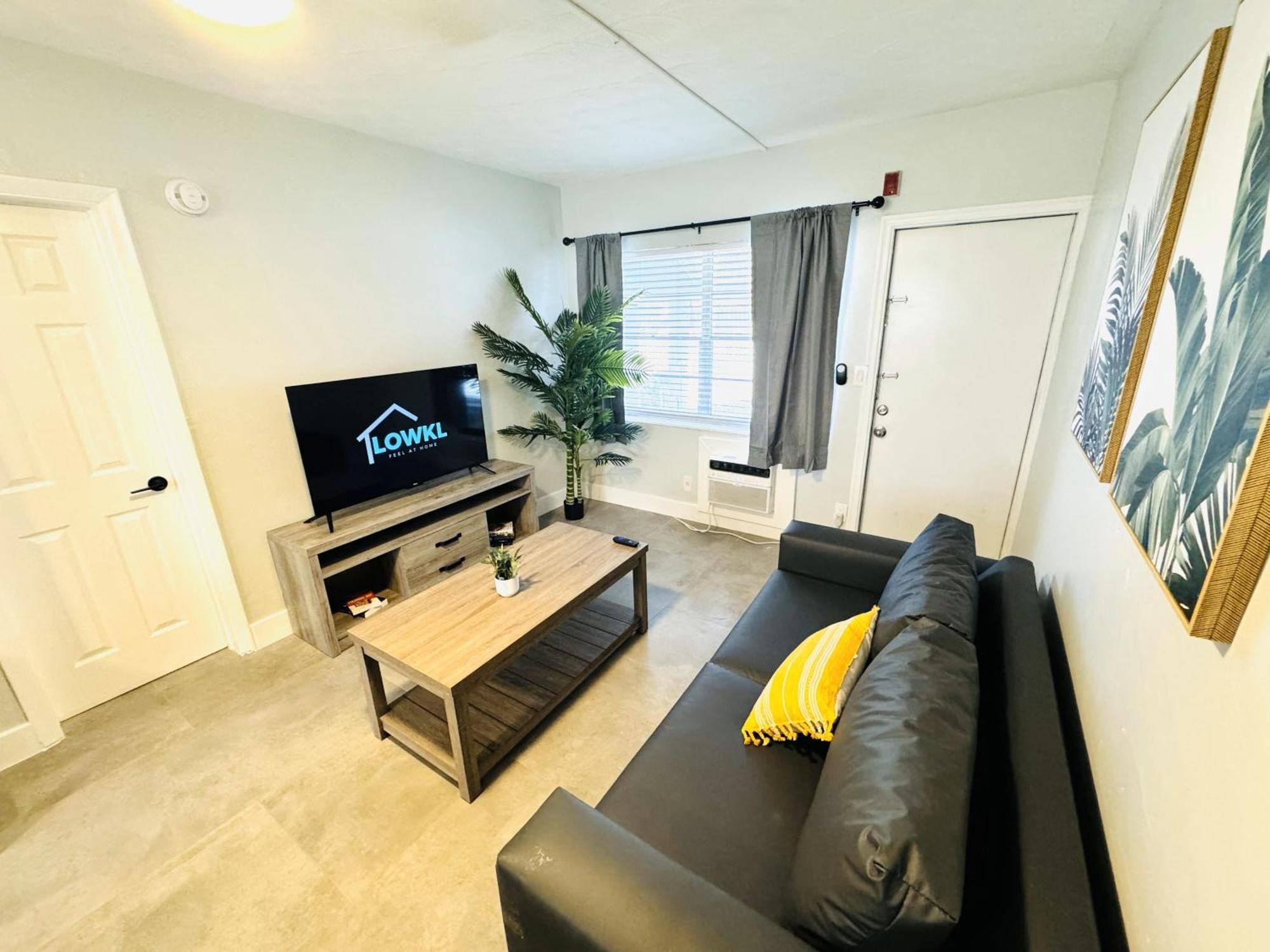 Holiday Park Apartments By Lowkl フォート・ローダーデール エクステリア 写真